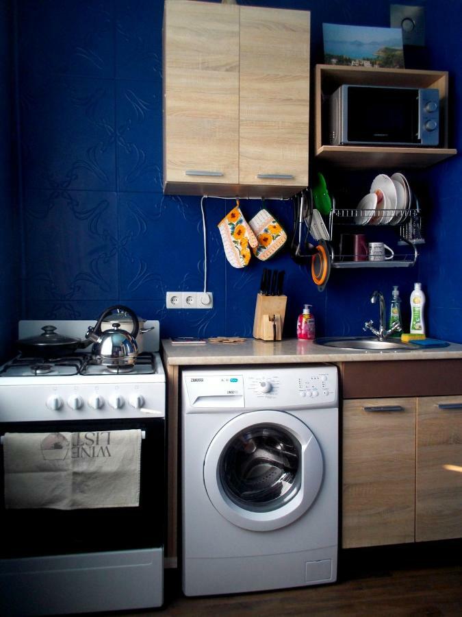Apartment On Tankopiya Street Kharkov Ngoại thất bức ảnh